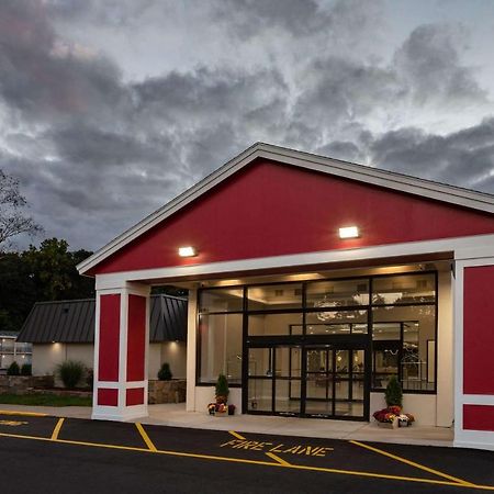Ramada By Wyndham Hartford North - Bradley Airport Hotel Windsor Locks Exterior photo
